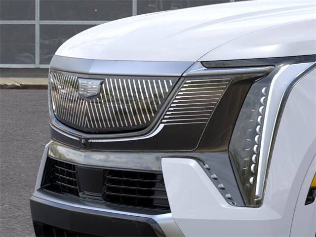 2025 Cadillac Escalade IQ Luxury 2