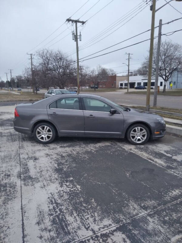 2010 Ford Fusion for sale at D & D All American Auto Sales in Warren MI