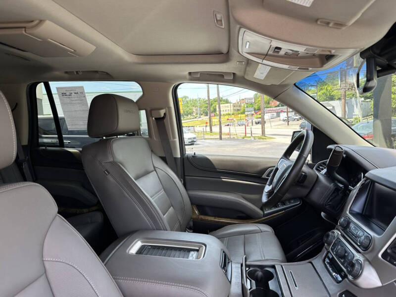 2017 GMC Yukon Denali