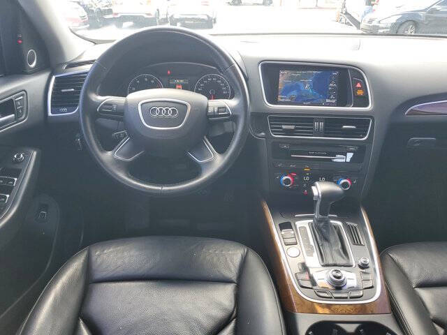 2016 Audi Q5 2.0T quattro Premium Plus