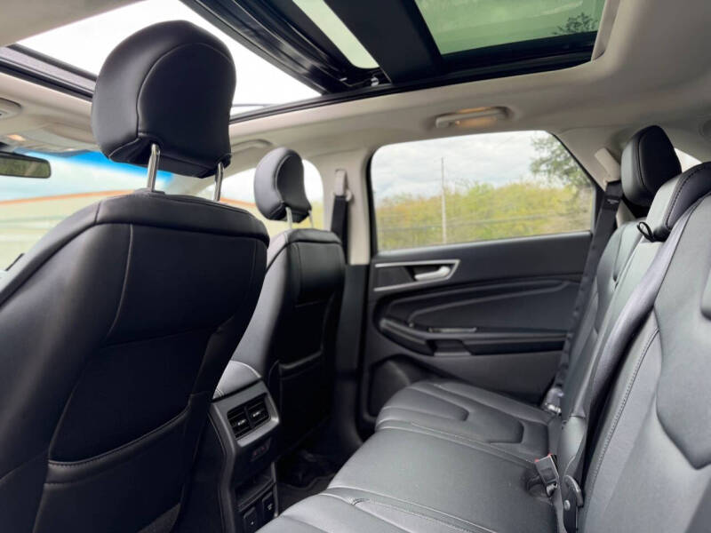 2016 Ford Edge Titanium