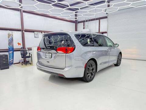 2019 Chrysler Pacifica Touring Plus