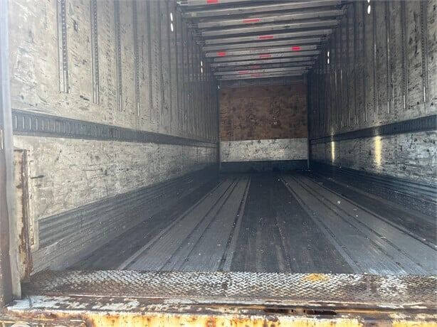 2005 Wabash 28' Dry Van