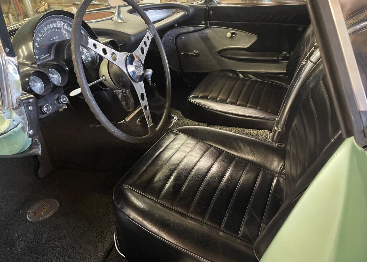 1959 Chevrolet Corvette 6
