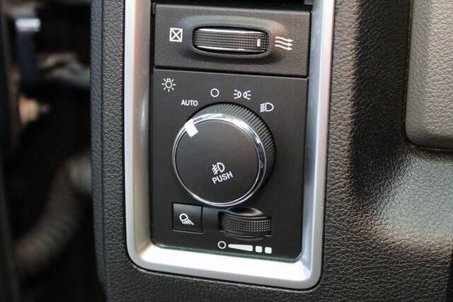 2020 RAM 1500 Classic SLT