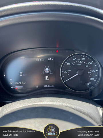 2021 Nissan Kicks SV