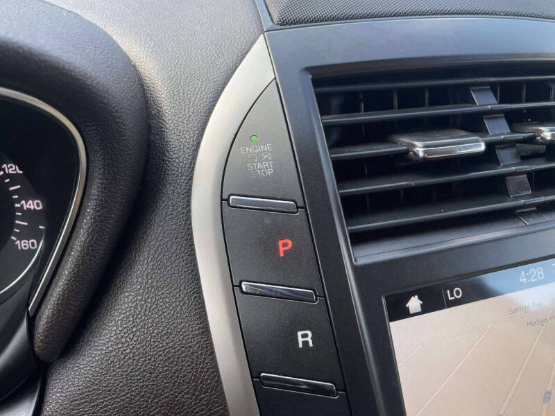 2017 Lincoln MKC Select