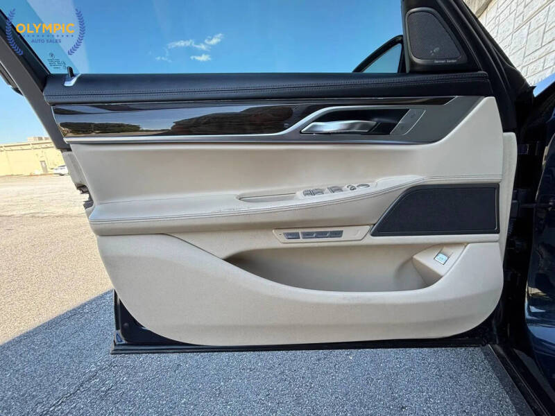 2016 BMW 7 Series 740i