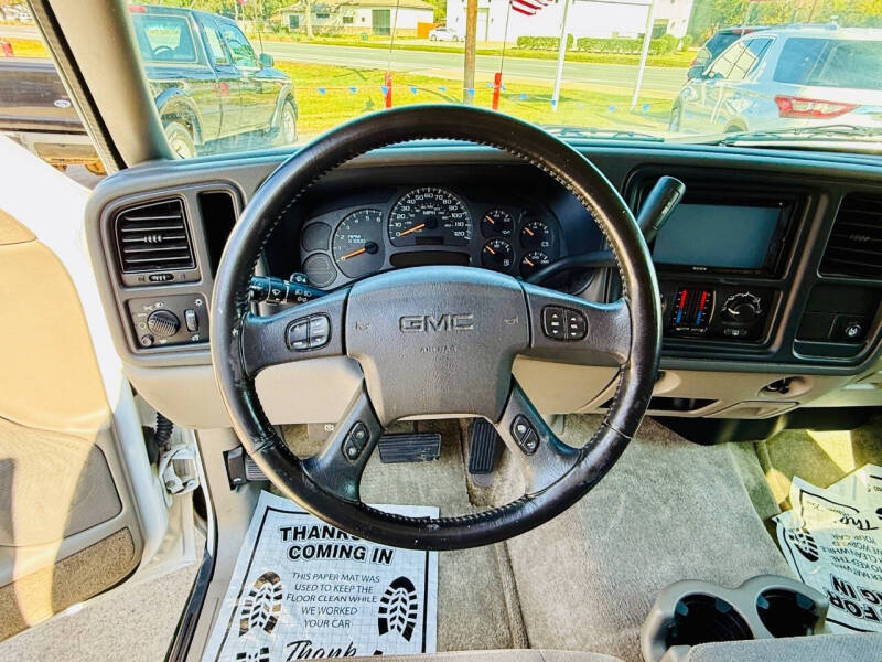 2003 GMC Yukon SLE