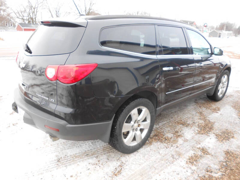 2011 Chevrolet Traverse LTZ