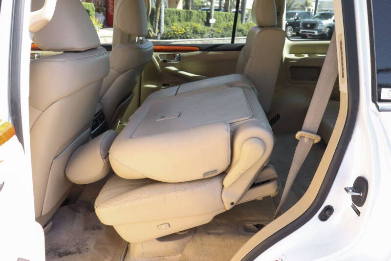 2008 Lexus LX 570