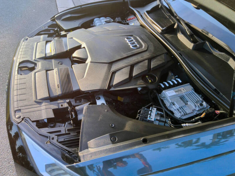 2019 Audi Q8 quattro Prestige 55 TFSI