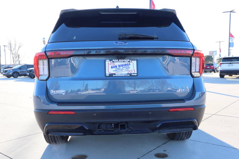 2025 Ford Explorer ST-Line