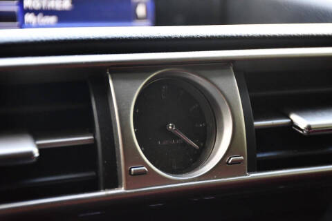 2016 Lexus IS 300