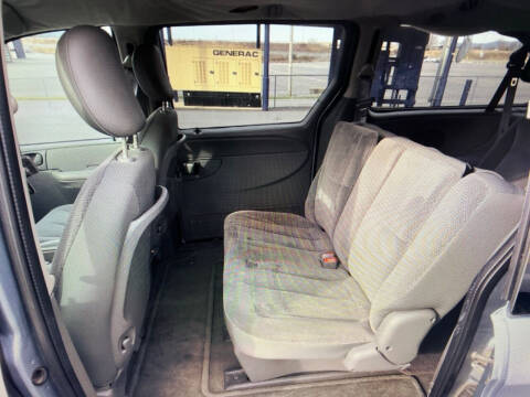 2005 Dodge Grand Caravan SE Plus