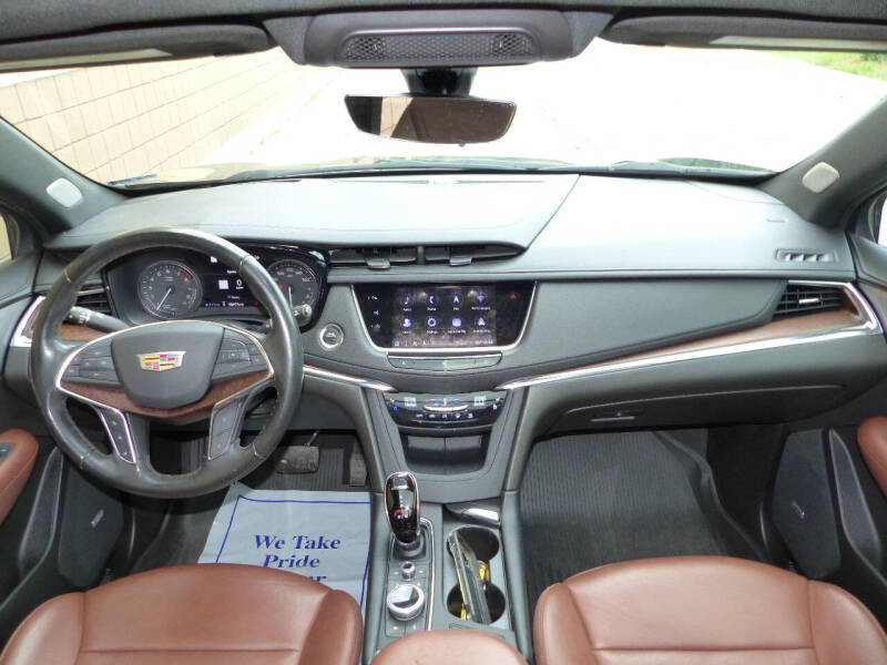 2021 Cadillac XT5 Premium Luxury