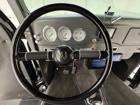 1935 Ford Deluxe