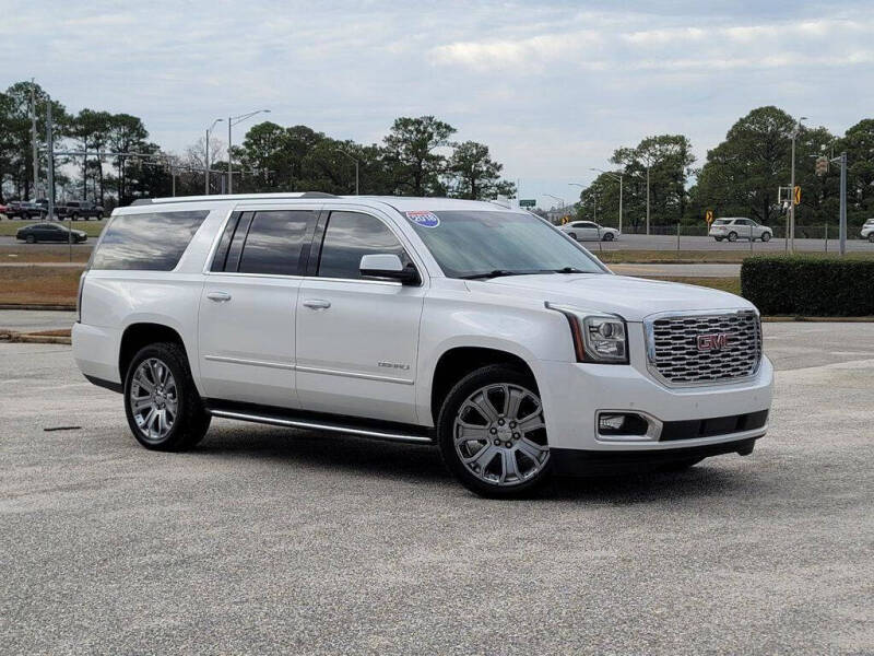 2018 GMC Yukon XL for sale at Dean Mitchell Auto Mall in Mobile AL