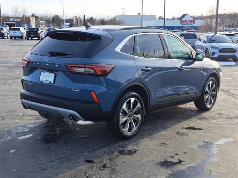 2023 Ford Escape Platinum