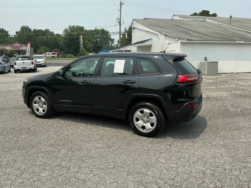 2015 Jeep Cherokee Sport