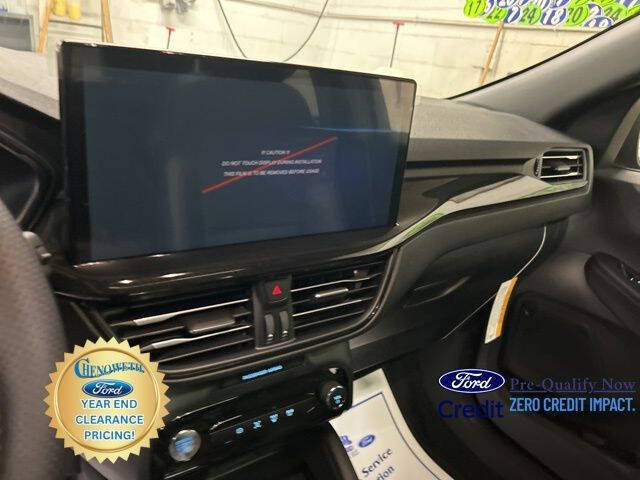 2026 Ford Escape Hybrid ST-Line Select