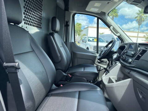 2025 Ford Transit 250