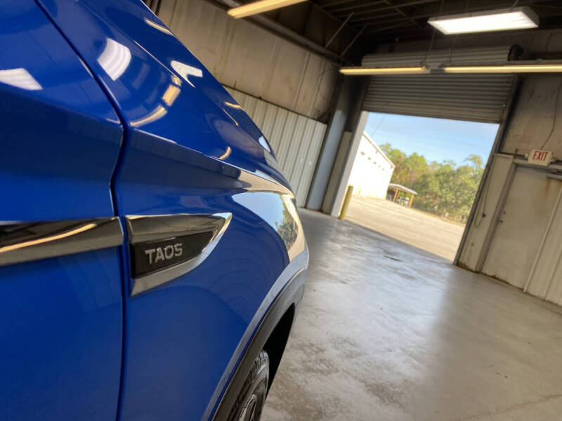 2024 Volkswagen Taos SEL 4Motion