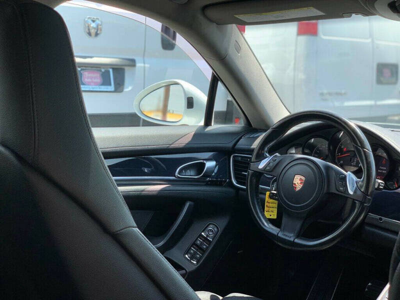 2015 Porsche Panamera