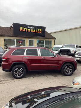 2020 Jeep Grand Cherokee for sale at BANK AUTO SALES in Wayne MI