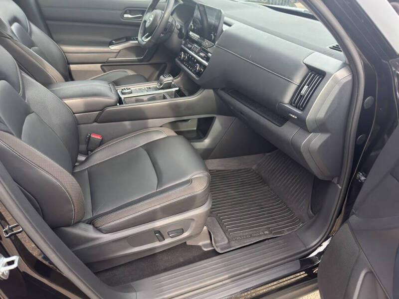 2022 Nissan Pathfinder