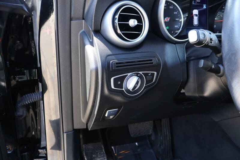 2021 Mercedes-Benz GLC GLC 300