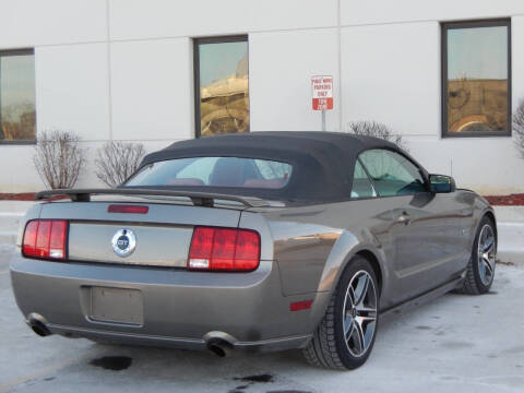 2005 Ford Mustang GT Premium