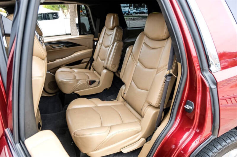 2019 Cadillac Escalade Platinum