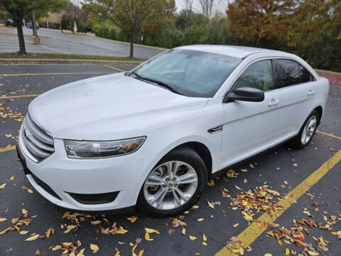 2015 Ford Taurus for sale at Future Motors in Addison IL