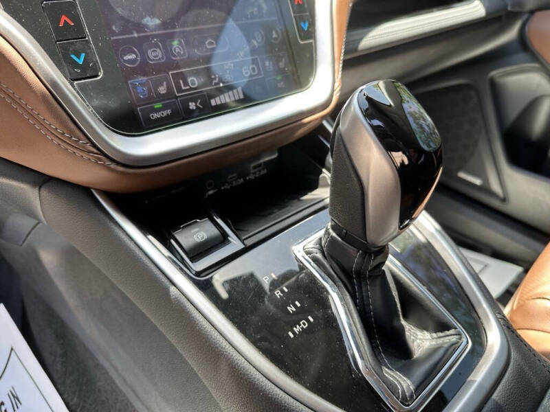 2024 Subaru Outback Touring XT