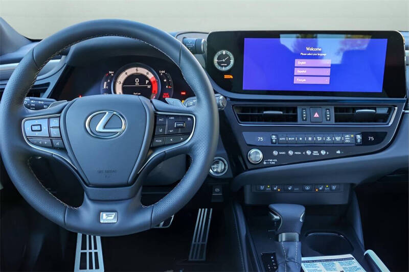 2025 Lexus ES 350 F SPORT Handling