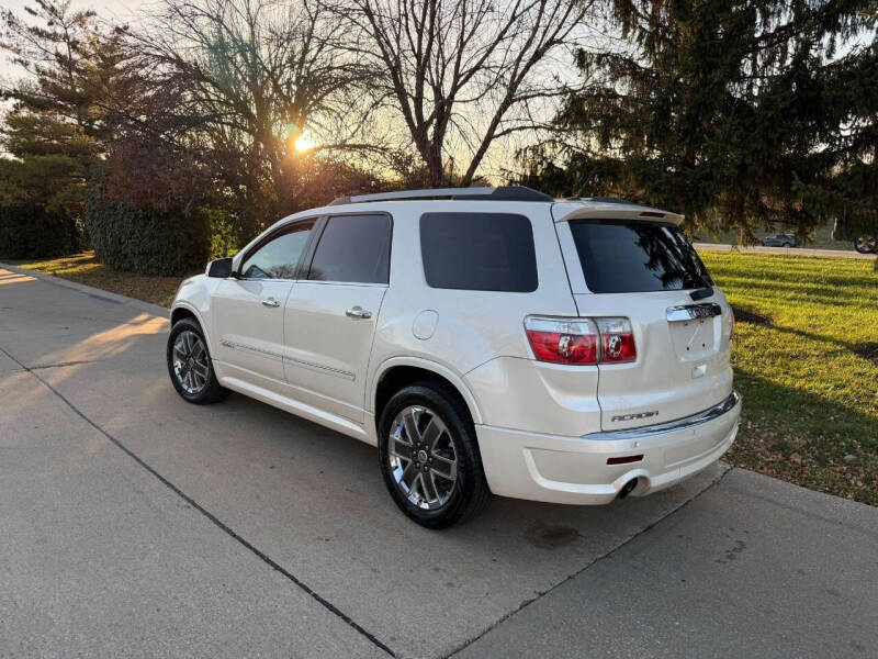 2011 GMC Acadia Denali