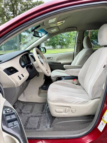 2011 Toyota Sienna