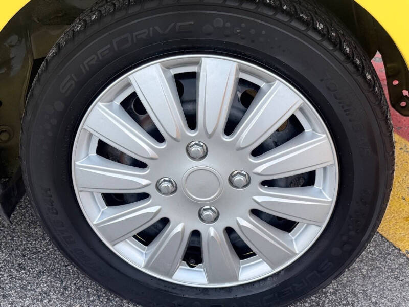 2010 Toyota Yaris