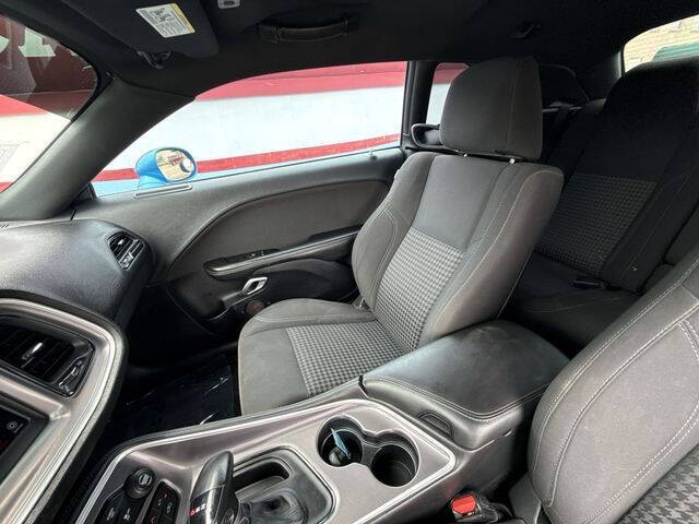 2019 Dodge Challenger SXT