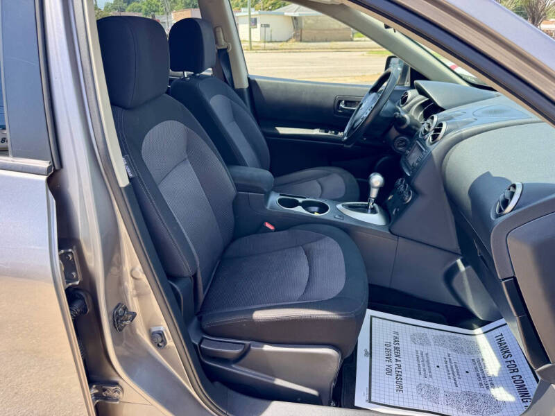 2012 Nissan Rogue S