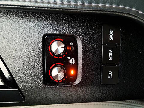 2018 Toyota Avalon XLE