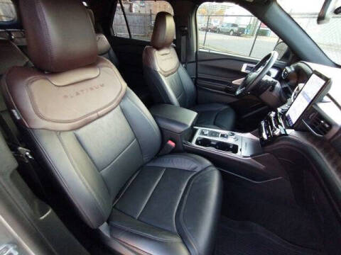 2021 Ford Explorer Platinum