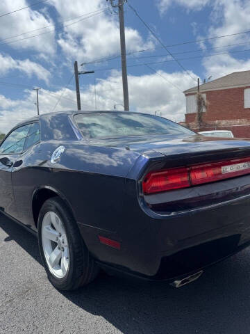2012 Dodge Challenger SXT