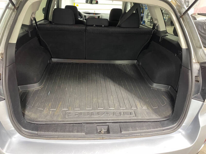 2012 Subaru Outback 2.5i Premium