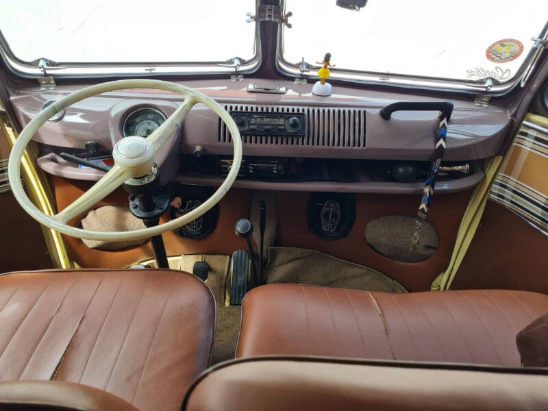1975 Volkswagen Bus