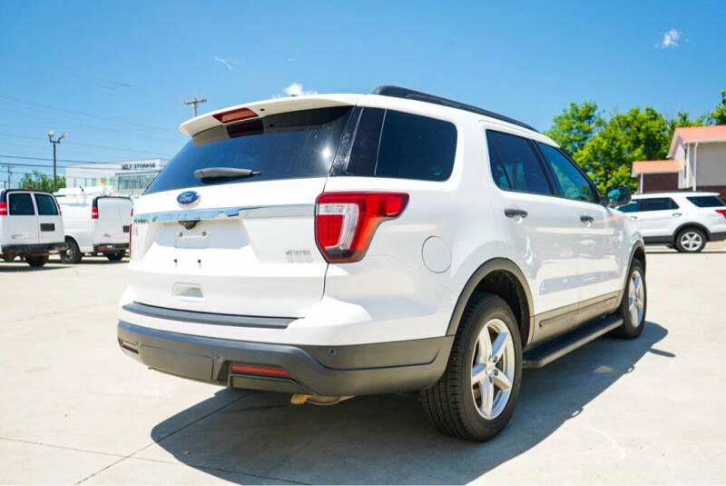 2018 Ford Explorer