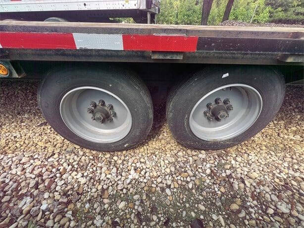 2023 Mid State Trailers 40' Gooseneck