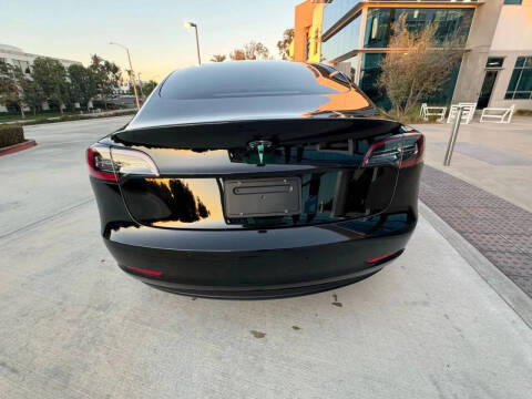 2021 Tesla Model 3 Standard Range Plus