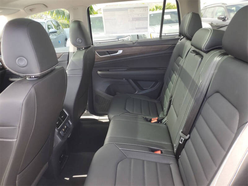 2025 Volkswagen Atlas SEL 4Motion